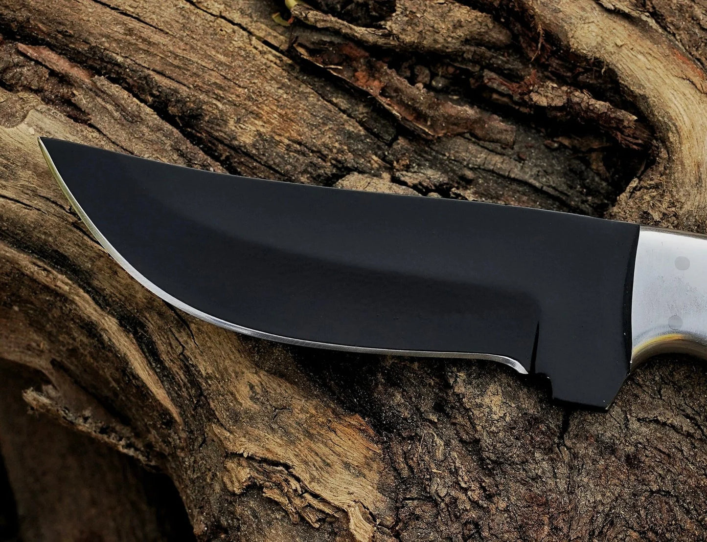 9" Unique Handcrafted 12 Chrome steel Knife with Resin Handle - Damascus Kings