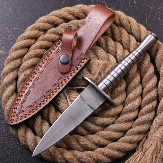 Damascus Steel Knife with Ribbed Steel Handle