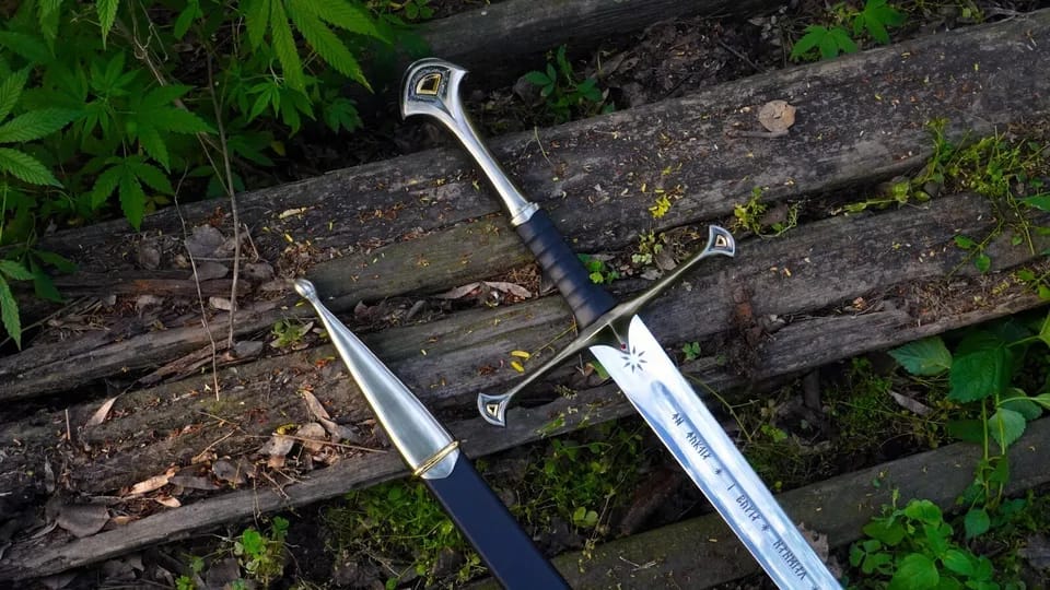 Decorative King Elessar Sword Replica, Fantasy Ranger Sword Prop, Decorative Collectible Blade for Display & Cosplay | Birthday Gift for Him